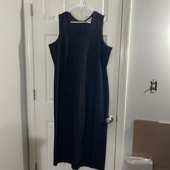 Avenue women's sleeveless pinstripe dress, Size 14/16 - Picture 1 of 8
